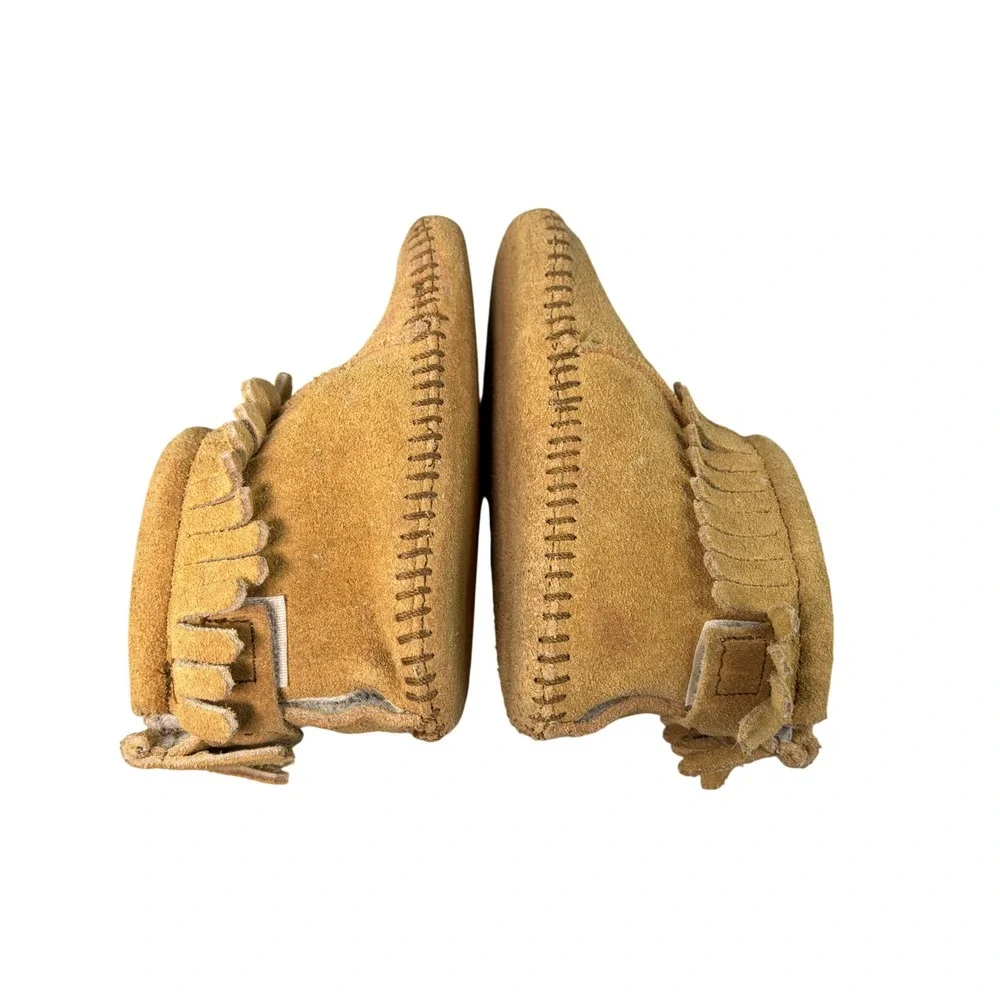Minnetonka adorable moccasin